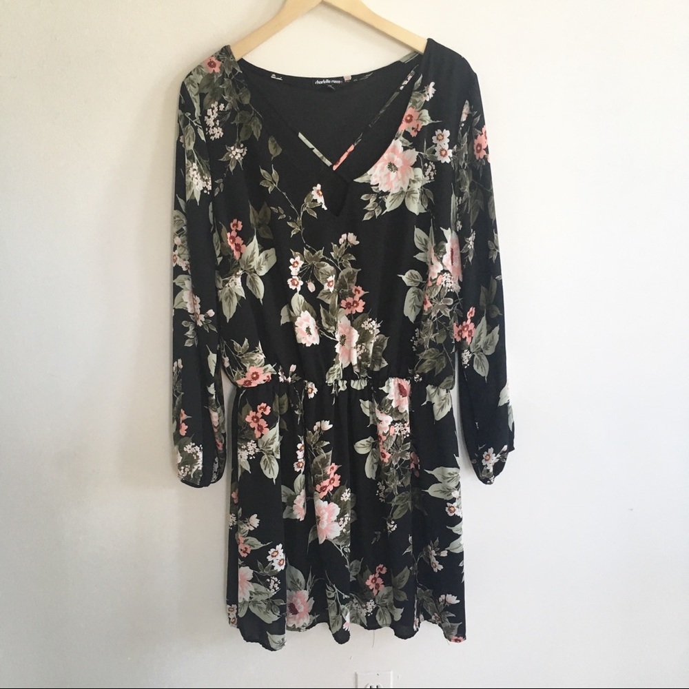 ⭐️Charlotte Russe // Floral Dress